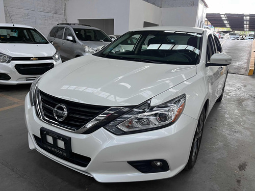 Nissan Altima 2.5 Sense Cvt