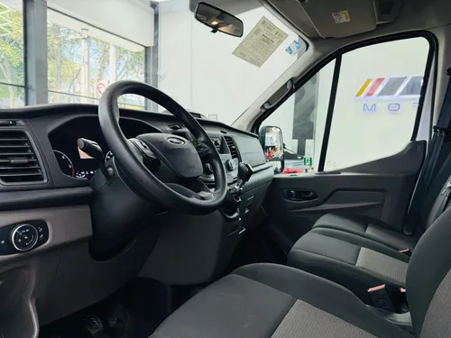 Ford Transit 2.2 Pasajeros Larga Techo Alto Custom Mt