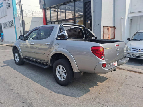 Mitsubishi L200 3.2 Triton Hpe Cab. Dupla 4x4 4p