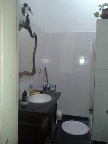 Imagen 13 de 23 de Excelente Casa Antigua De 4 Amb. Con Hermoso Patio.