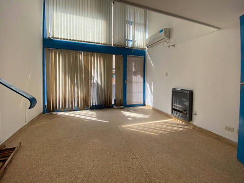 Imagen 2 de 7 de Local En Venta Zona Centro Bahía Blanca