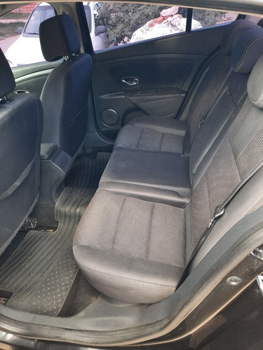 Renault Fluence 2.0 Dynamique 2012