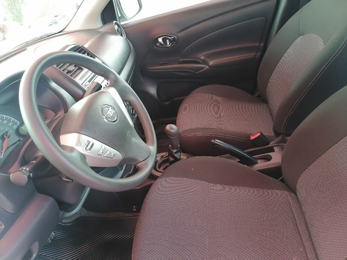 Nissan Versa 1.6 Sense Mt
