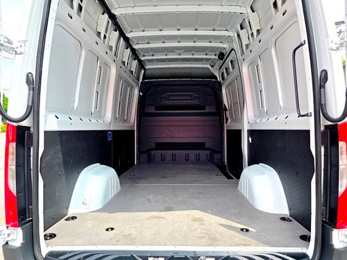 Mercedes-Benz Sprinter Furgão 2.0 315 Street Cdi Longo Teto Alto 10,5M3 5P