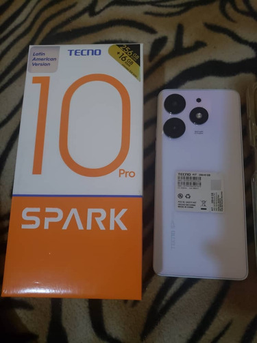 Celular Tecno Spark 10 Pro