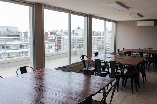 Venta Con Renta De Apartamento Monoambiente En Pocitos