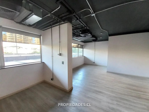 Oficina En Arriendo En Providencia