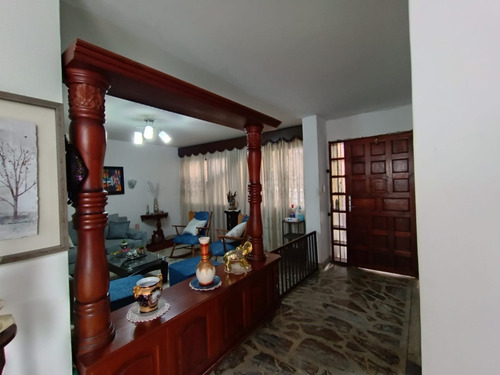 Imagen 5 de 27 de Se Vende Casa Comercial Y Familiar En El Sector De Villa Nueva