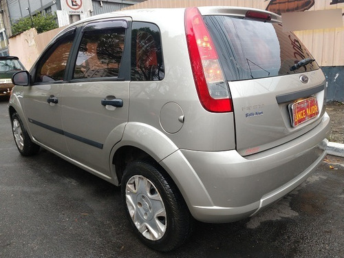 Imagem 4 de 5 de Ford Fiesta Flex
