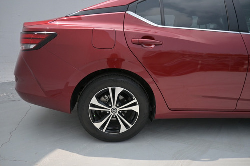 Nissan Sentra 2.0 Advance Mt