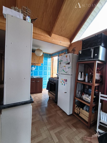 Casa En Venta De 3 Dorm. Condominio En Valle Alegre Quintero