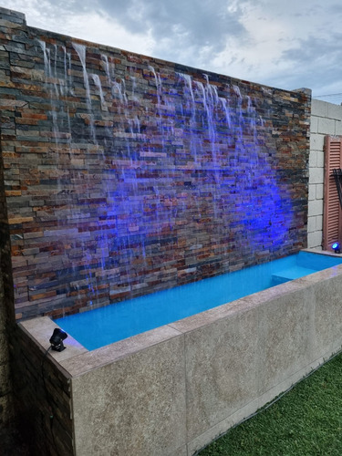 Casa 4 Dormitorios Impecable Gran Terreno Barbacoa