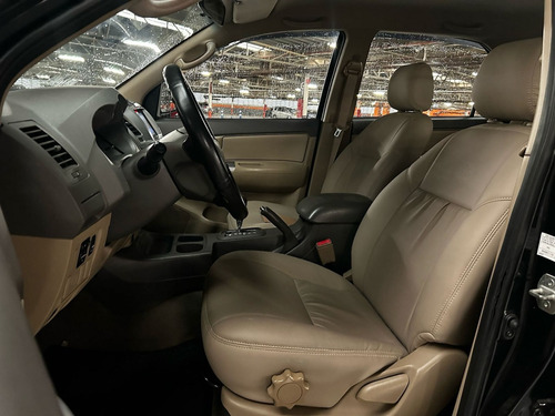 Toyota Hilux SW4 2.7 SR 4X2 16V FLEX 4P AUTOMÁTICO