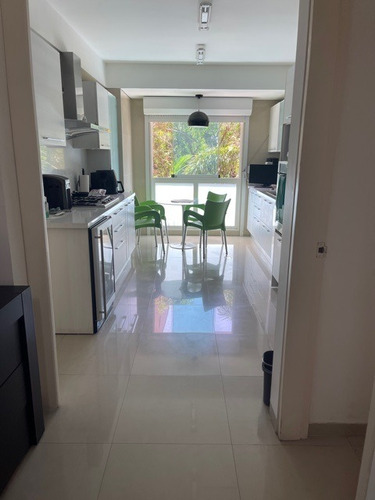 Imagen 6 de 14 de Campo Alegre Vendo Apto De 243 Metros 04143256451