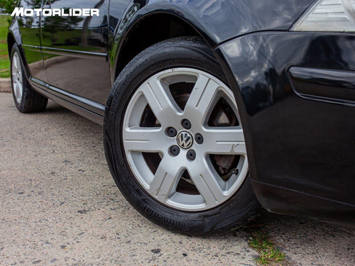 Imagen 16 de 25 de Volkswagen Bora 2.0 Trendline Ex. Full | Permuta / Financia
