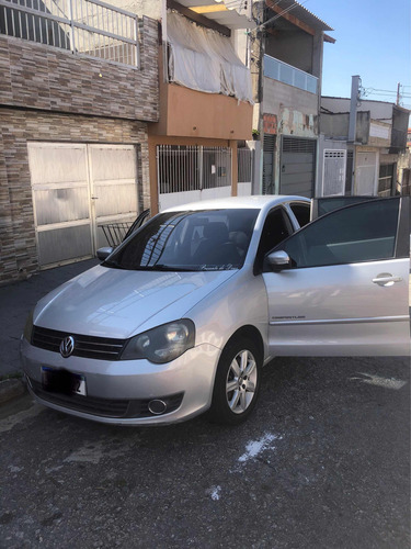 Volkswagen Polo Sedan 2.0 Comfortline Total Flex 4p