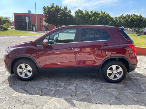 Imagen 4 de 15 de Chevrolet Trax 2017 1.8 Lt At