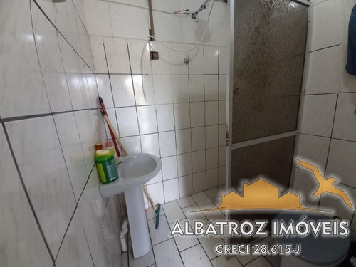 Imagem 2 de 18 de Imóvel Excelente Para Investimento - 01 Edícula + Kitnet + 03 Suítes Á 250mts Da Praia. - Ca423