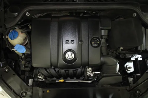 Volkswagen Jetta 2.5 Trendline Tiptronic At