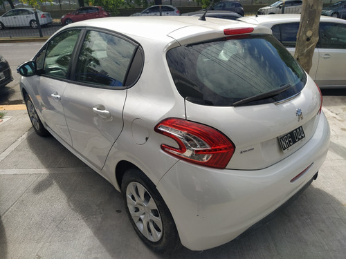 Peugeot 208 2014 1.5 Active Nrs