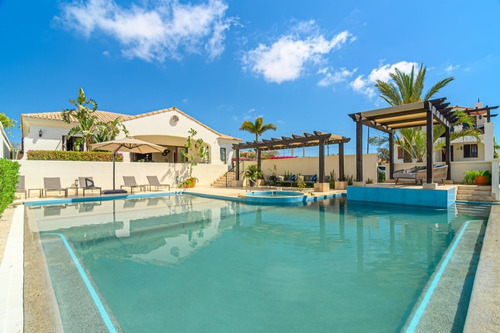 Casa En Venta En El Tezal Cabo San Lucas