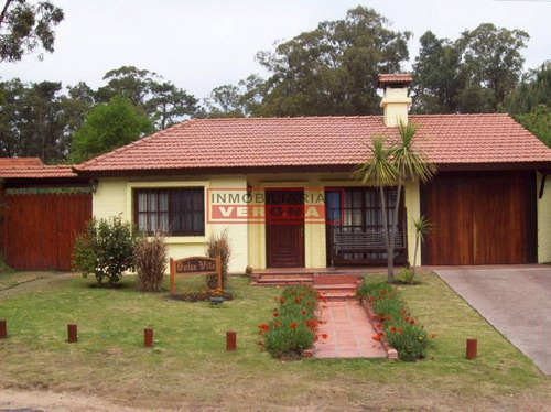 Imagen 3 de 29 de Casa En Mansa, A 5 Cuadras Del Mar*