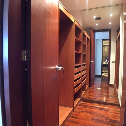Imagen 13 de 22 de Se Vende-alquila Apto 250m2 3h+s/3.5b+s/3p Lomas De San Román