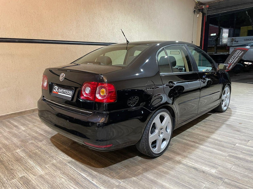 Imagem 4 de 12 de Volkswagen Polo Sedan Comfortline 1.6 8v (flex)