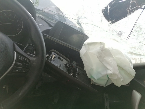Imagen 7 de 8 de Desarmo Bmw 118 I Añi 2015 Solo Por Partes