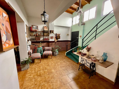 Imagen 2 de 27 de Venta Ph 4 Ambientes Con Terraza En Montecastro