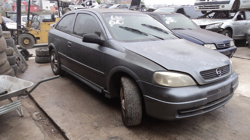 Gm Astra Gl 1.8 8v 2001 (sucata Somente Peças)