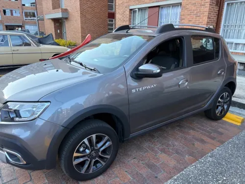Renault Stepway 1.6 Intens Cvt