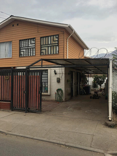 Bella Casa En Juan De Duis Salas Lampa