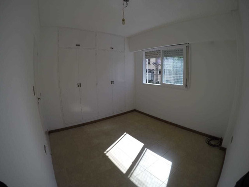 Alquiler Departamento De 2 Ambientes Al Frente, Ramos Mejía