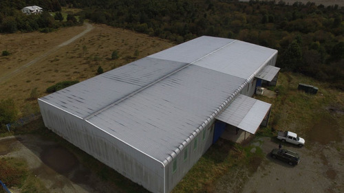 Arriendo: Gran Galpón Industrial Ubicado En Ruta 5...