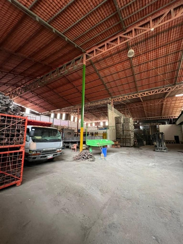 Imagen 20 de 29 de Terreno De 3380 Mt2 Con 5 Galpones, Av Intercomunal, Gran Oportunidad!!