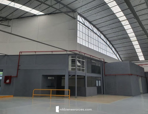 Renta Local Con Bodega Agrícola Pantitlán Iztacalco