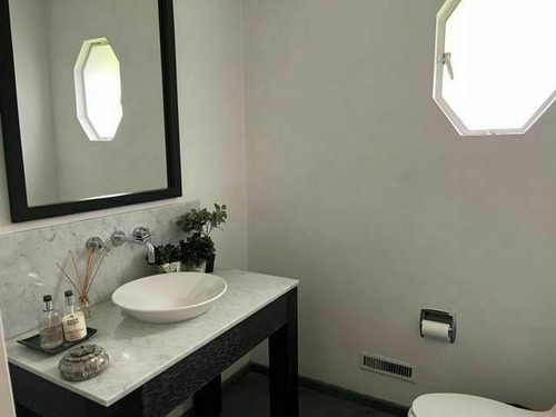Imagen 6 de 11 de Casa En Cerrada En Vista Hermosa.