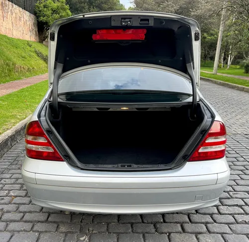 Mercedes-Benz Clase C 1.8