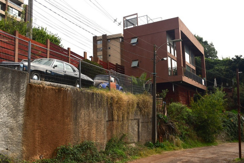Espectacular Casa Con Vista Privilegiada A Laguna Chica