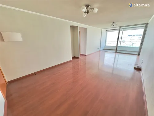 Departamento En Venta De 2 Dorm. En Iquique