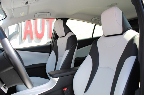 Imagen 10 de 14 de Toyota Prius Premium 2016 Factura Original, Tomo Auto