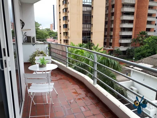 En Venta Amplio Apartamento Piso 3 En Barrio Villa Country (2).