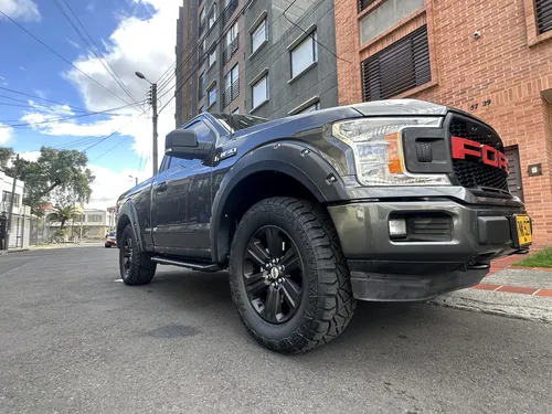 Ford F-150 3.3 Xlt