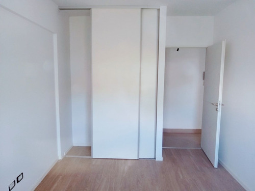Imagen 6 de 12 de Departamento En Venta En Floresta