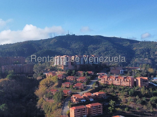 Estupendo Y Amplio Apartamento En Alquiler Con Inmejorable Ubicación La Tahona
