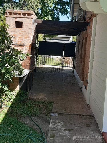 Imagen 21 de 30 de Excelente Casa En Lomas Benavidez