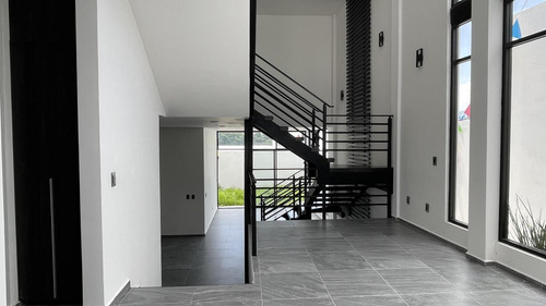 Casa Nueva En Venta En Lomas De Juriquilla