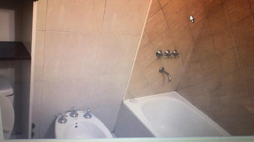 Imagen 18 de 20 de Retasado! Venta Ph -galvan 3400-v Urquiza_3 Amb Con Patio Con Parrilla Y Jardin
