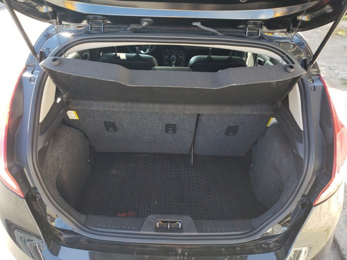 Imagen 13 de 15 de Ford Fiesta Titanium Powershift